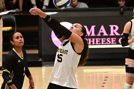 Northeast volleyball falls to Itawamba in three sets